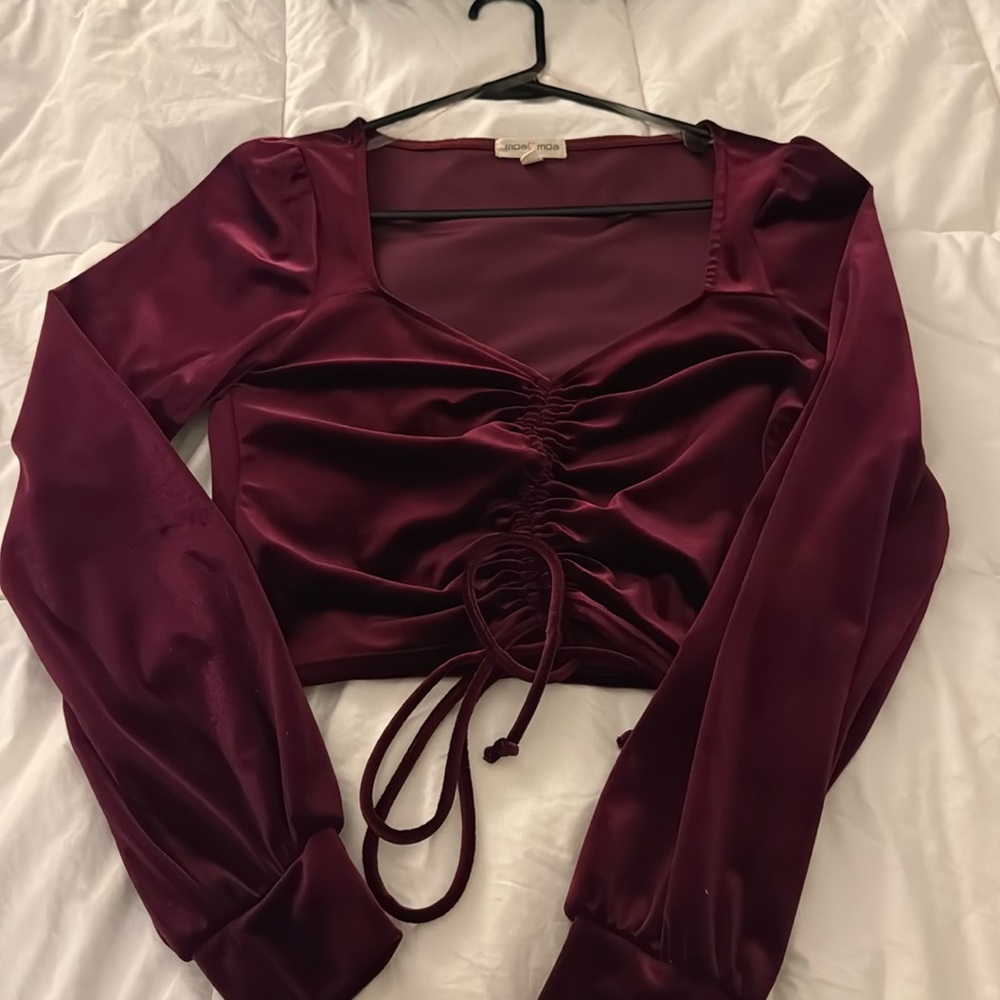 Dark red long sleeve velvet cinch crop top